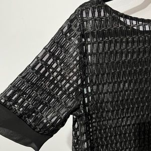 NWT Banana Republic Fancy black blouse with beautiful embroidery. Size M.